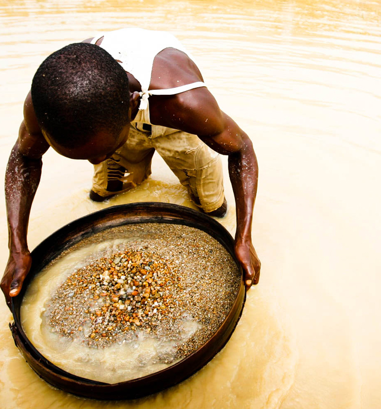 <a href="#" style="color: #fff;"> Mineral Resources</a>